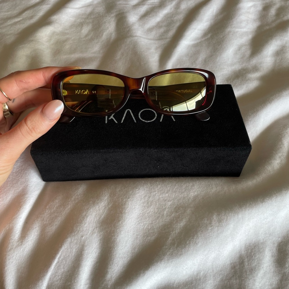 Rectangular Sunglasses With Turtle Pattern And Ye… - image 5